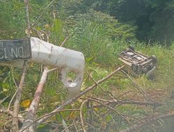 Supir Ngantuk, Mobil Avansa Masuk Jurang di Jalur Kebun Kopi