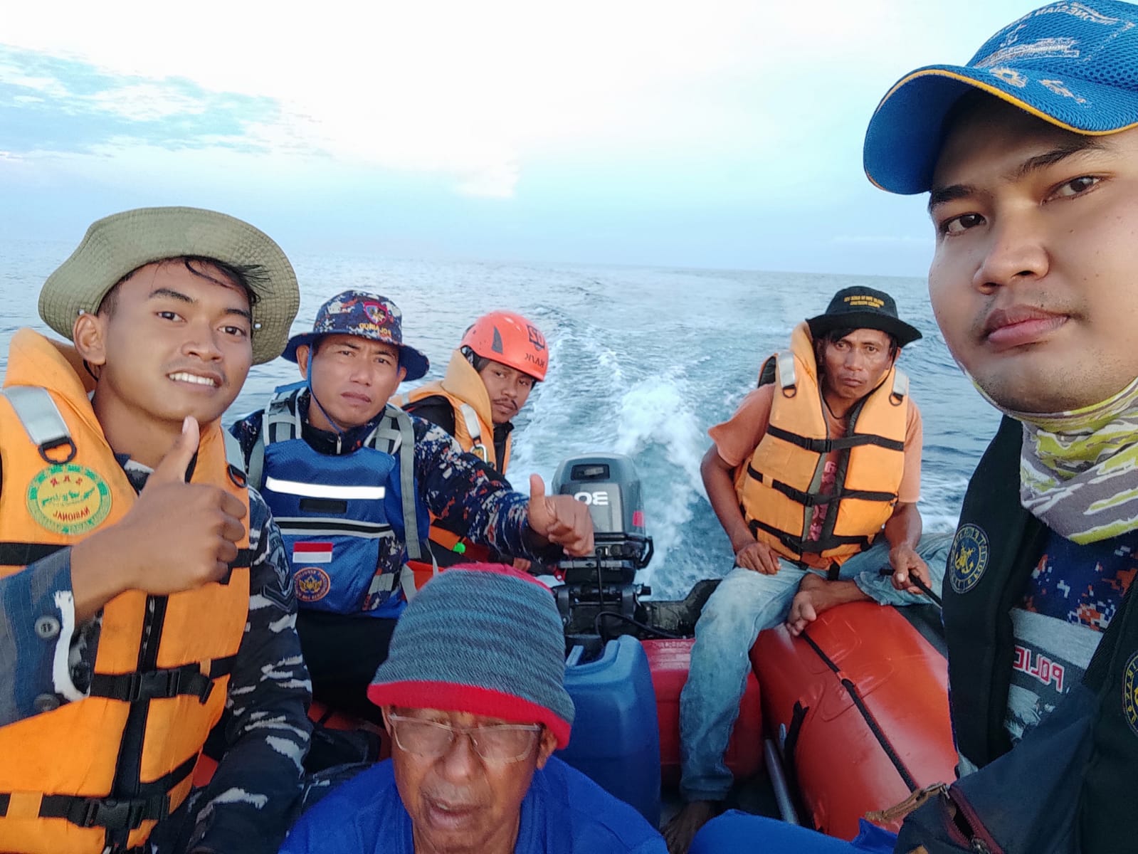 Tim SAR Gabungan Evakuasi Nelayan Hanyut di Parimo