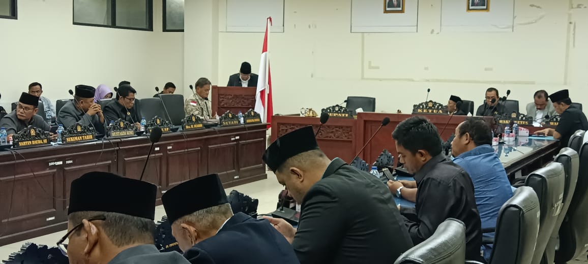 Ini Jawaban Bupati Parimo atas Pandangan Fraksi Soal Raperda APBDP 2022