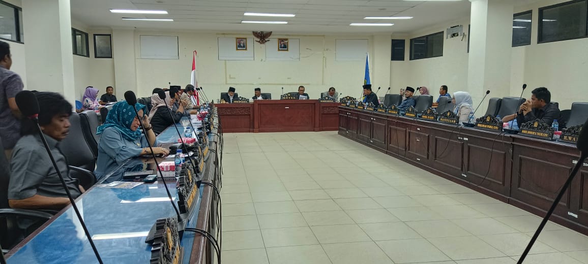 7 Fraksi Setujui Raperda APBDP 2022 Dibahas ke Tingkat Selanjutnya