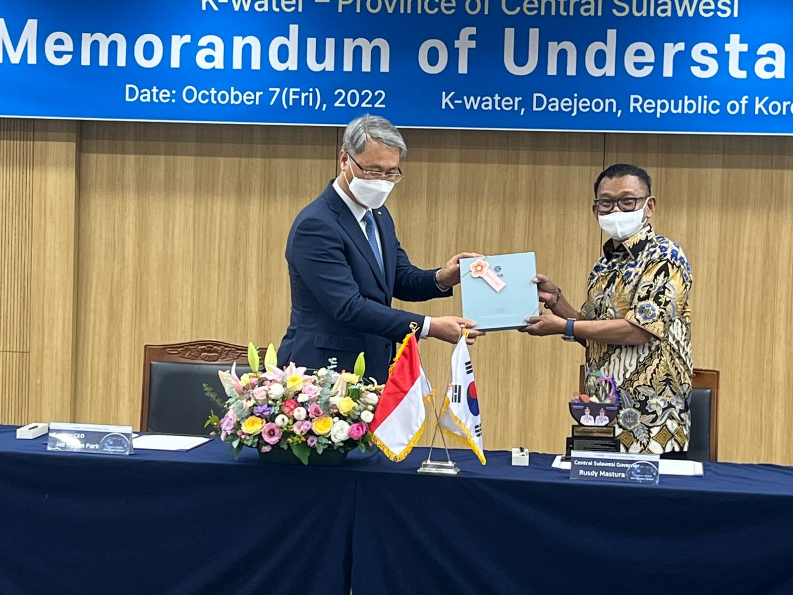 Gubernur Sulteng dan Ceo K-Water Teken Kontrak Kerja Sama di Korsel