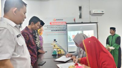 Sempat Ditunda, Dua Calon Anggota Panwascam Dilantik