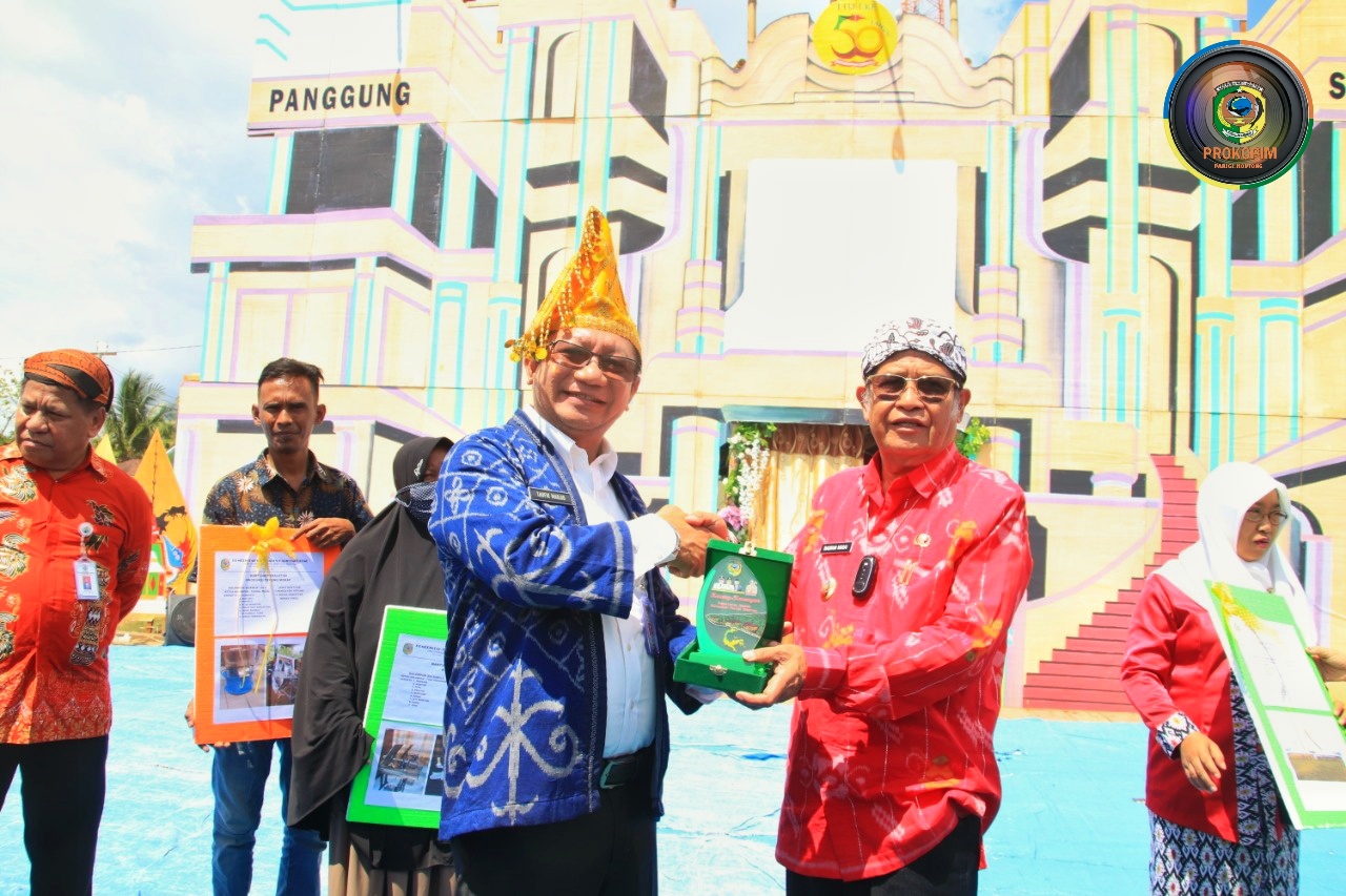 Sekjen Kemendes PDTT Hadiri Peringati HUT Transmigrasi di Parimo