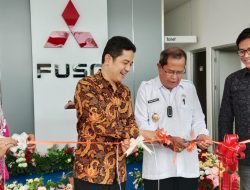 Permudah Akses Layanan, Dealer Resmi Mitsubishi Fuso Hadir di Parigi