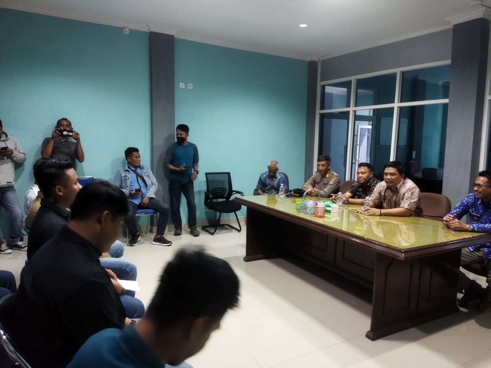 Respon Bentrok di PT GNI, FPST Gelar Aksi Demo di Disnakertras Sulteng