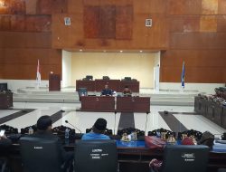 Tak Terima Diberhentikan Bupati, 5 Pejabat Mengadu ke DPRD Parimo