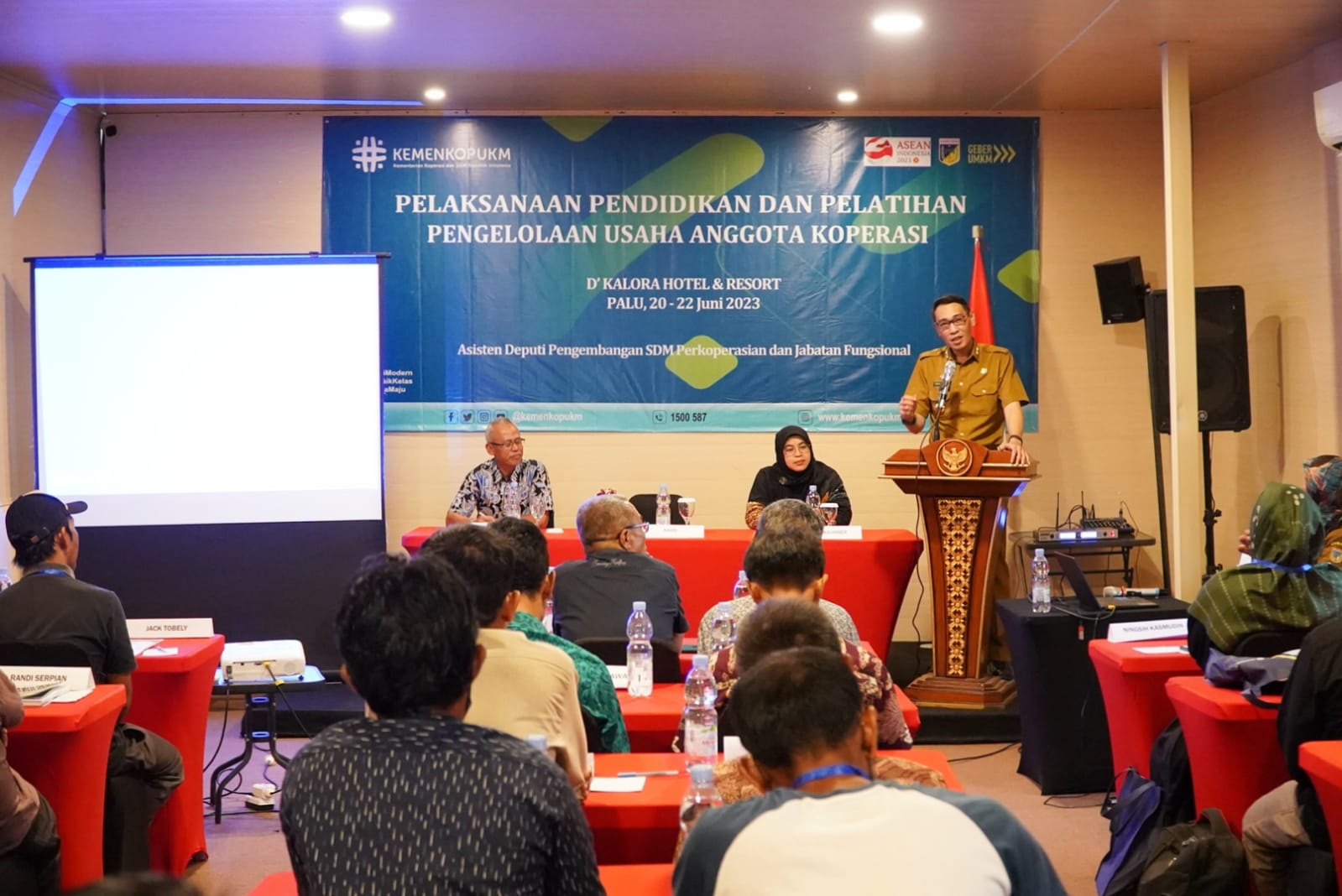 Pendidikan dan Pelatihan Pengelolaan Usaha Anggota Koperasi Digelar di Palu