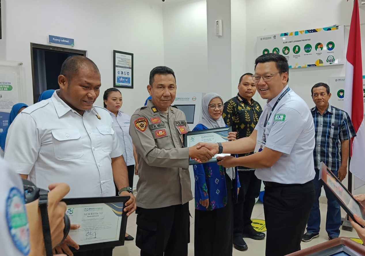 Polres Banggai Terima Penghargaan dari BPJS Kesehatan