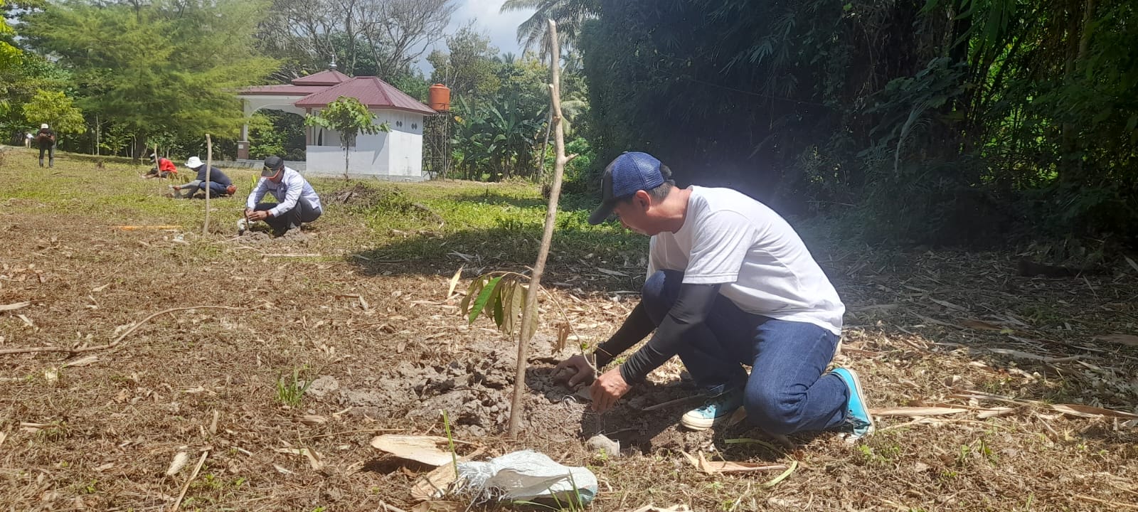 Rangkaian Kejurnas Panjat Tebing di Parimo, Ada Penanaman Bibit Durian