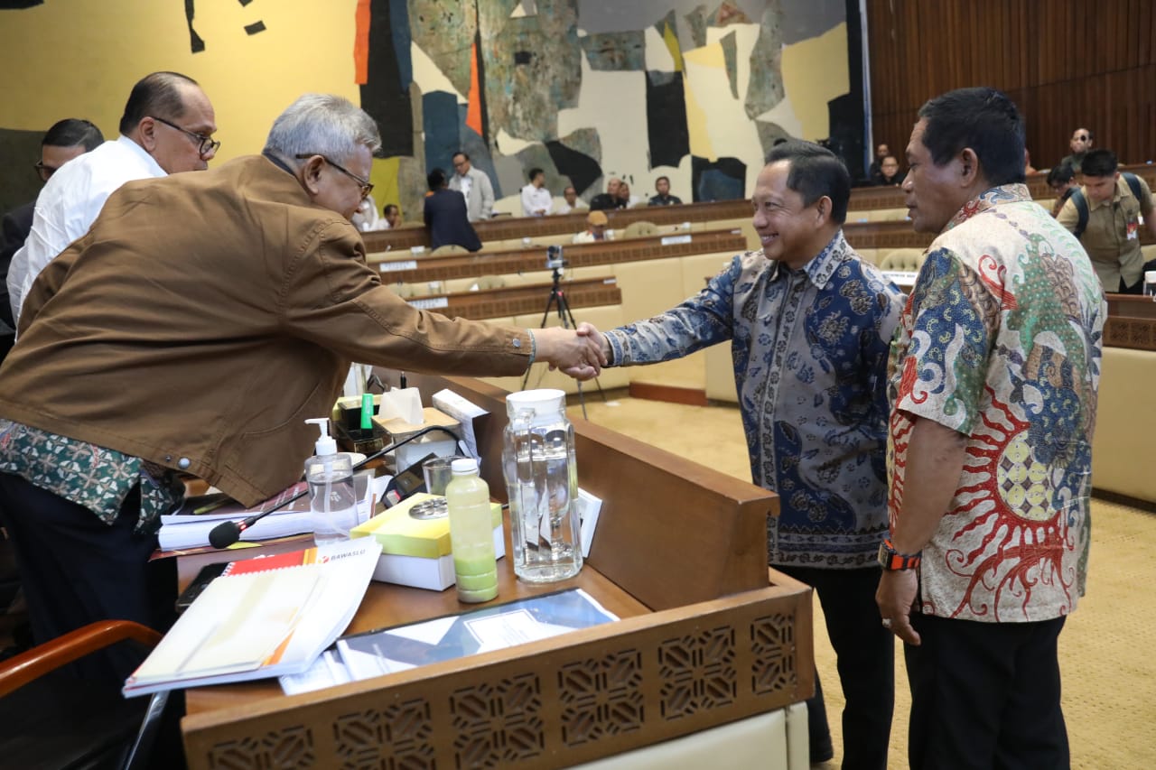 Mendagri Jelaskan Urgensi Perppu Perubahan Jadwal Pilkada 2024