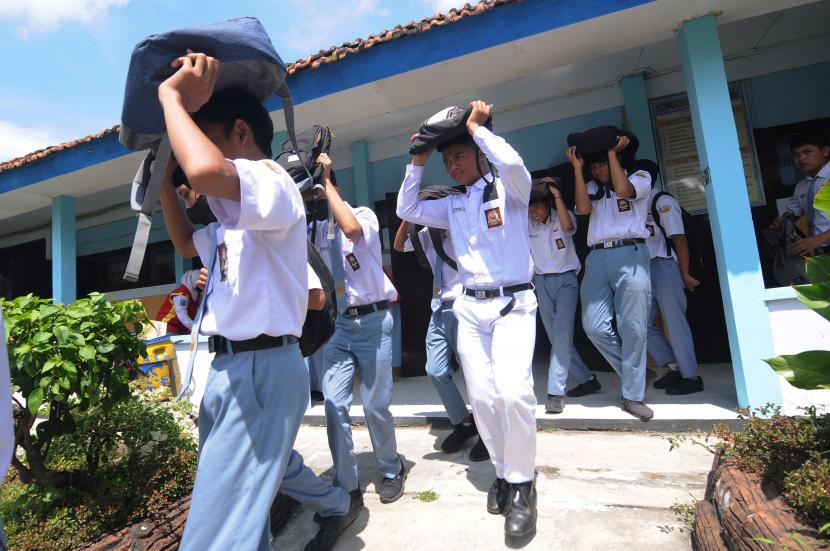 BNPB Minta Disdikbud Edukasi Kesiapsiagaan Bencana di Sekolah