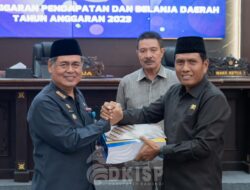 DPRD dan Pemda Banggai Setujui Raperda Perubahan APBD 2023