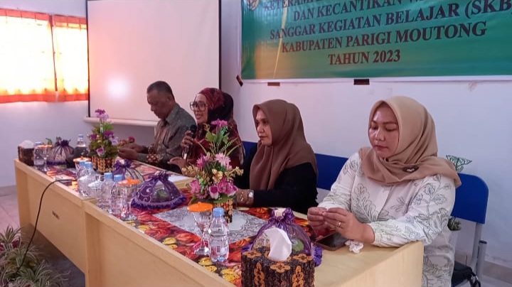 SKB Songulara Parimo Gelar Pelatihan Kecantikan Wajah dan Rambut