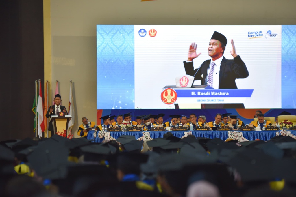 Wisuda ke-12 UNTAD, Gubernur Ajak Civitas Akademik dan Alumni Bangun Sulteng