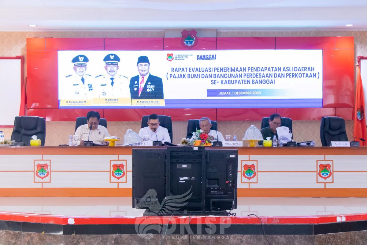 Bupati Amirudin Evaluasi Progres Penerimaan PAD Sektor Pajak Daerah