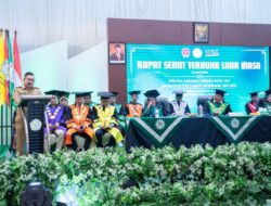 Bupati Banggai Hadiri Wisuda Sarjana Angkatan XXI UMLB