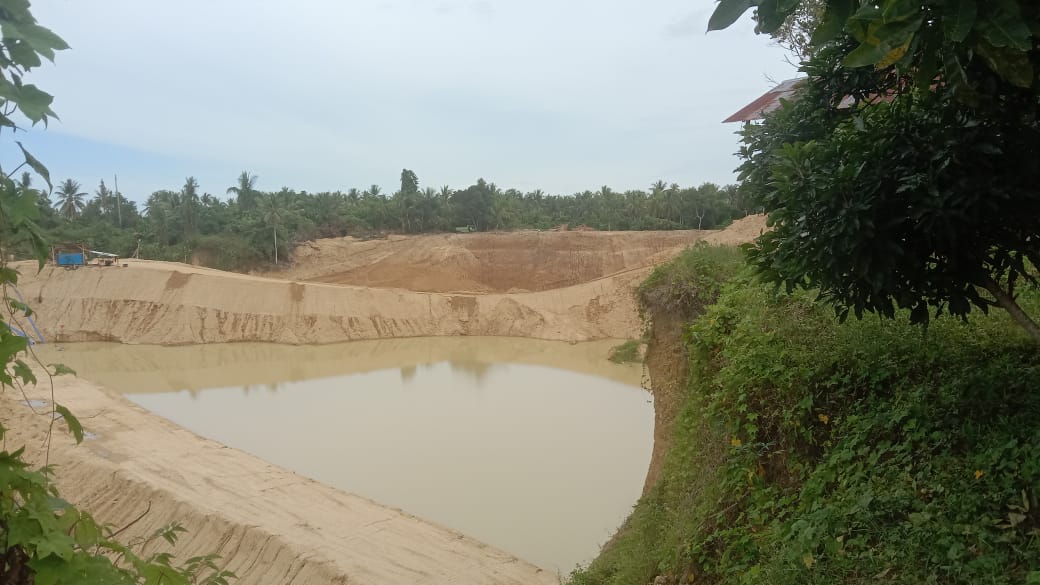 Warga Laporkan Aktivitas Pertambang Emas Ilegal di Desa Air PanasWarga Laporkan Aktivitas Pertambangan Emas Ilegal di Desa Air Panas