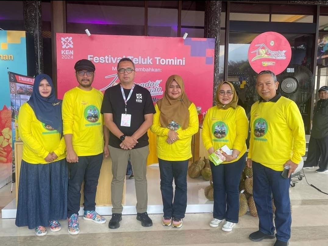 Tomini Fashion Carnaval Berpatisipasi di KEN Festivasl 2024 Tomini Fashion Carnaval Berpatisipasi di KEN Festivasl 2024
