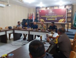 KPU Parimo Gelar Rakor Pembersihan Alat PeragaKampanye