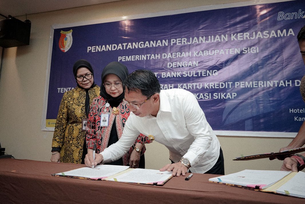 Pemda Sigi-Bank Sulteng Teken PKS Pengelolaan Kas Daerah dan Kartu Kredit