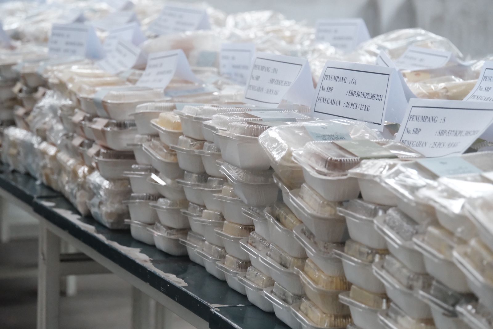 Tak Berizin Badan POM, Satu Ton Milk Bun Thailand Dimusnahkan
