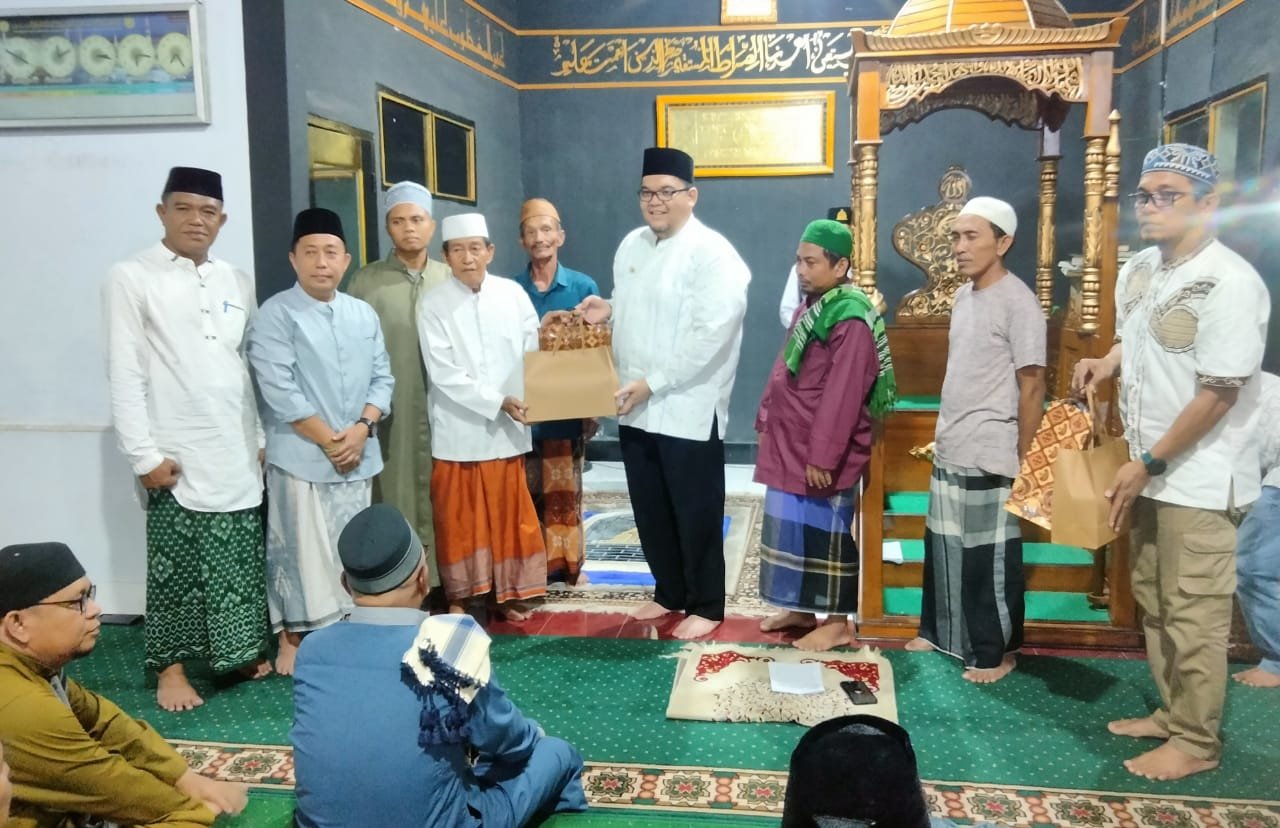 Safari Ramadan, Pj Bupati Parimo kunjungi Mesjid Jami Moutong