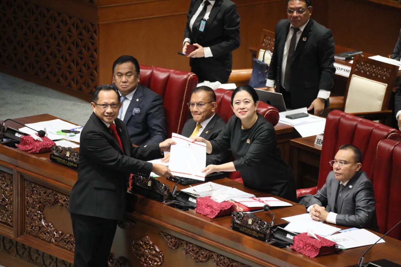DPR Sahkan Perubahan UU Desa, Mendagri Harap Jadi Terobosan Tingkatkan Kinerja