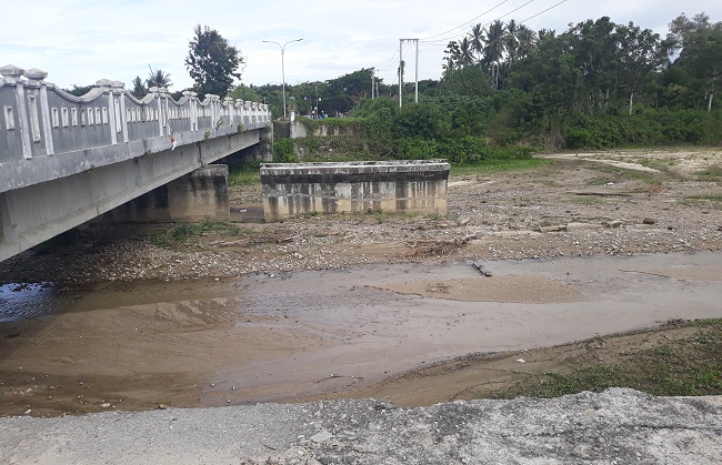 Perbaikan Jembatan Bypass Desa Bambalemo Tak Kunjung Pasti