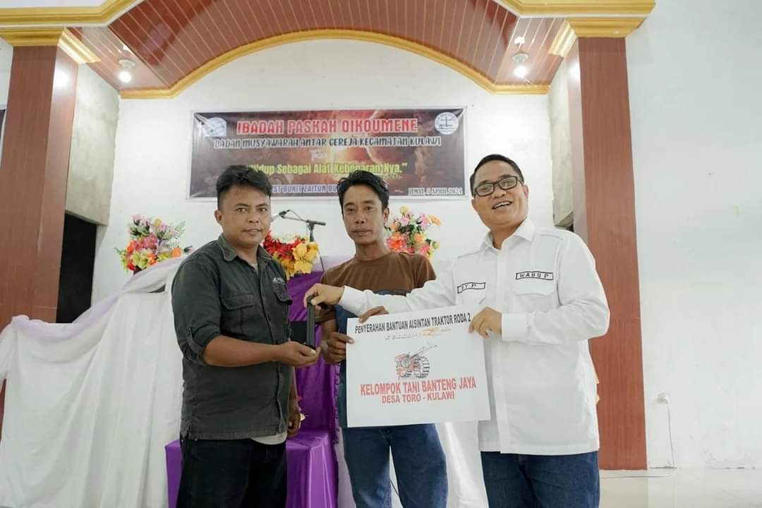 Wabup Samuel Hadiri Ibadah Paskah Oikumene GKST Bukit Sion Bulukuku