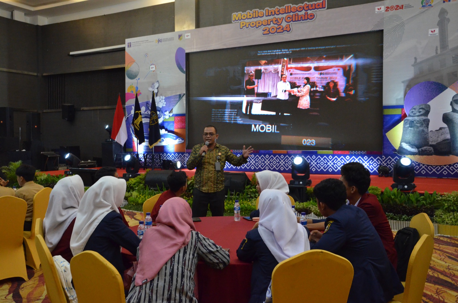 Kemenkumham Dorong Generasi Muda di Palu Kreatif dan Inovatif Lewat Sosialisasi KI