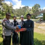 Satgas Madago Raya Beri Bantuan dan Pesan Kamtibmas ke Para Santri