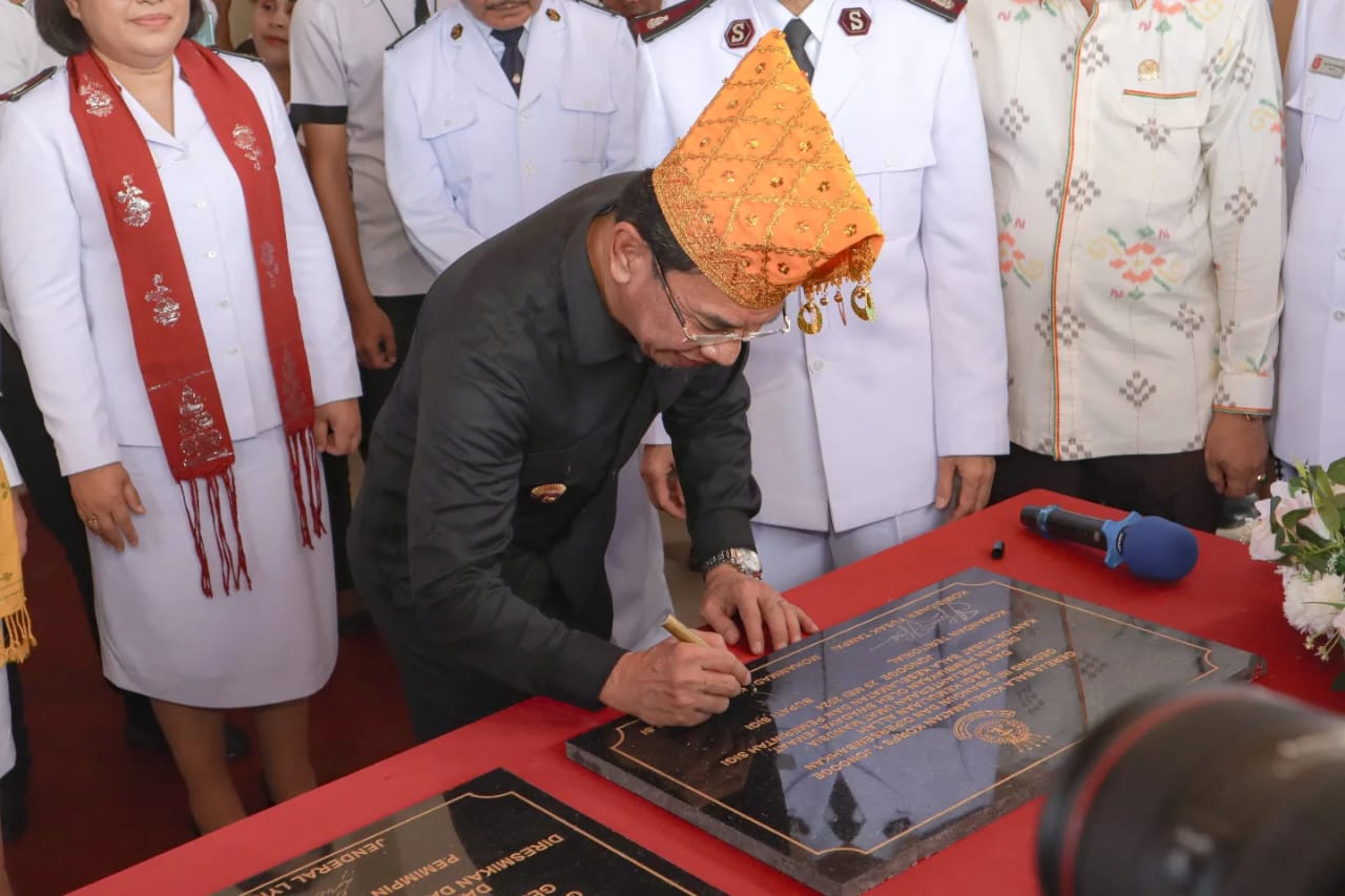Bupati Sigi Resmikan Gedung Gereja BK Korps 1 Jonooge
