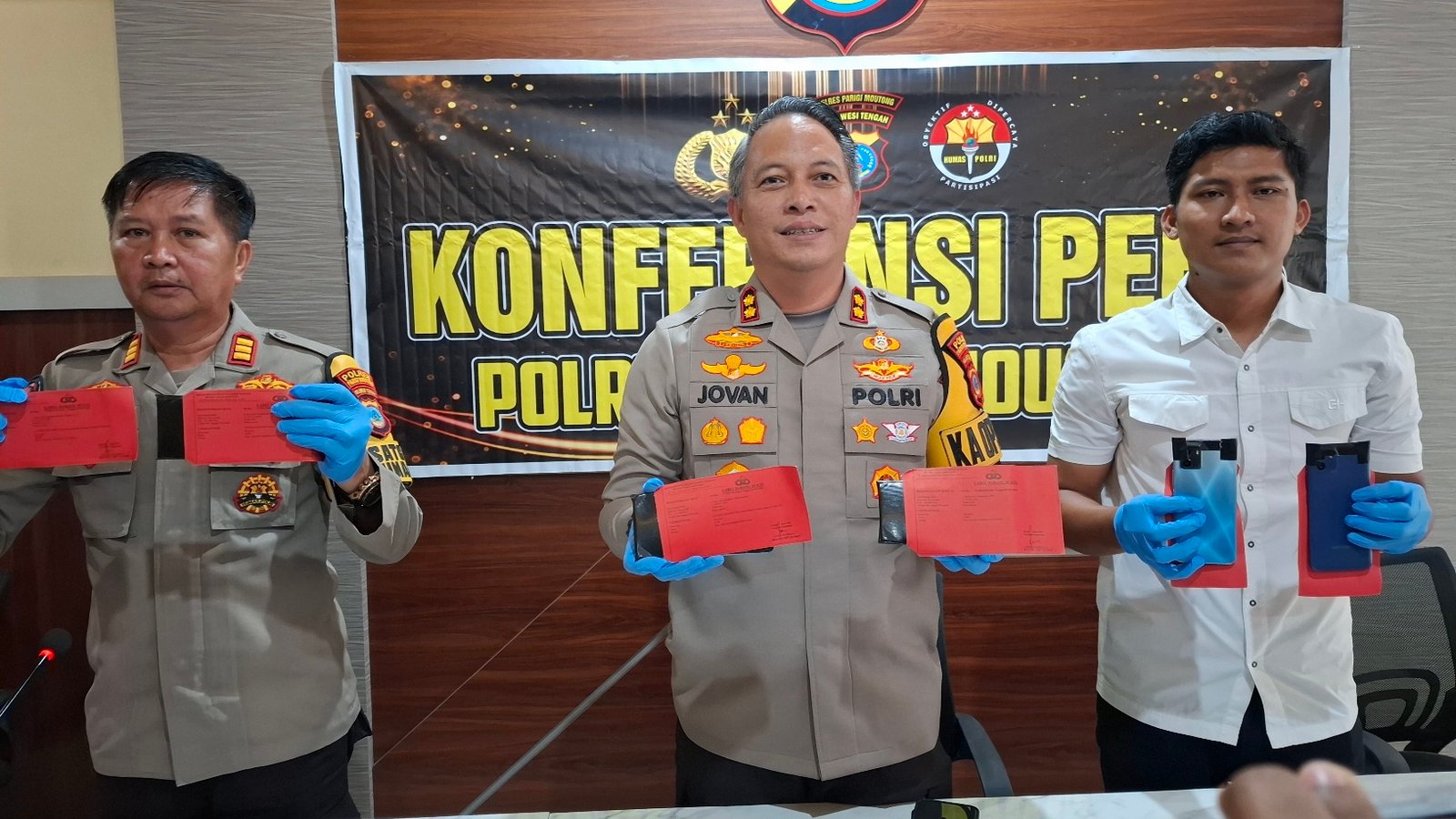 Polisi Tangkap Warga Parimo Lantaran Gasak Enam Unit Handphone