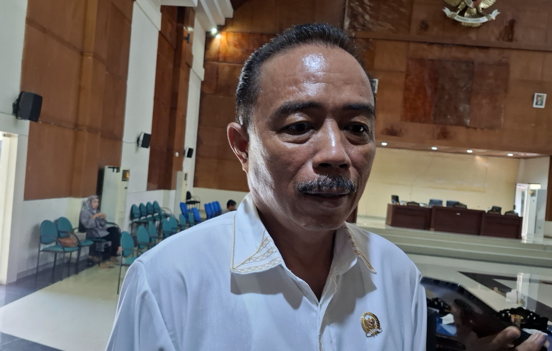 Paripurna Tertunda, Ketua DPRD Parimo Kecewa Anggota Absen