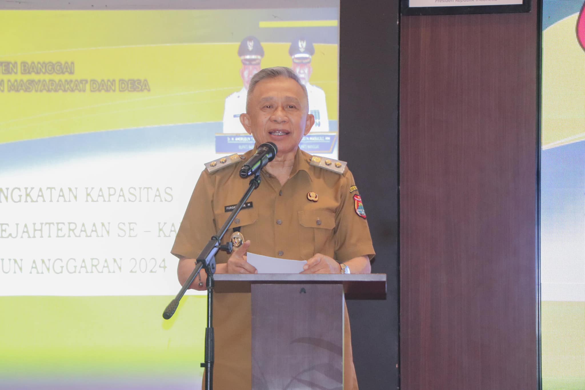 Wabup Banggai: Aparatur Desa Harus Mampu Berikan Layanan Cepat