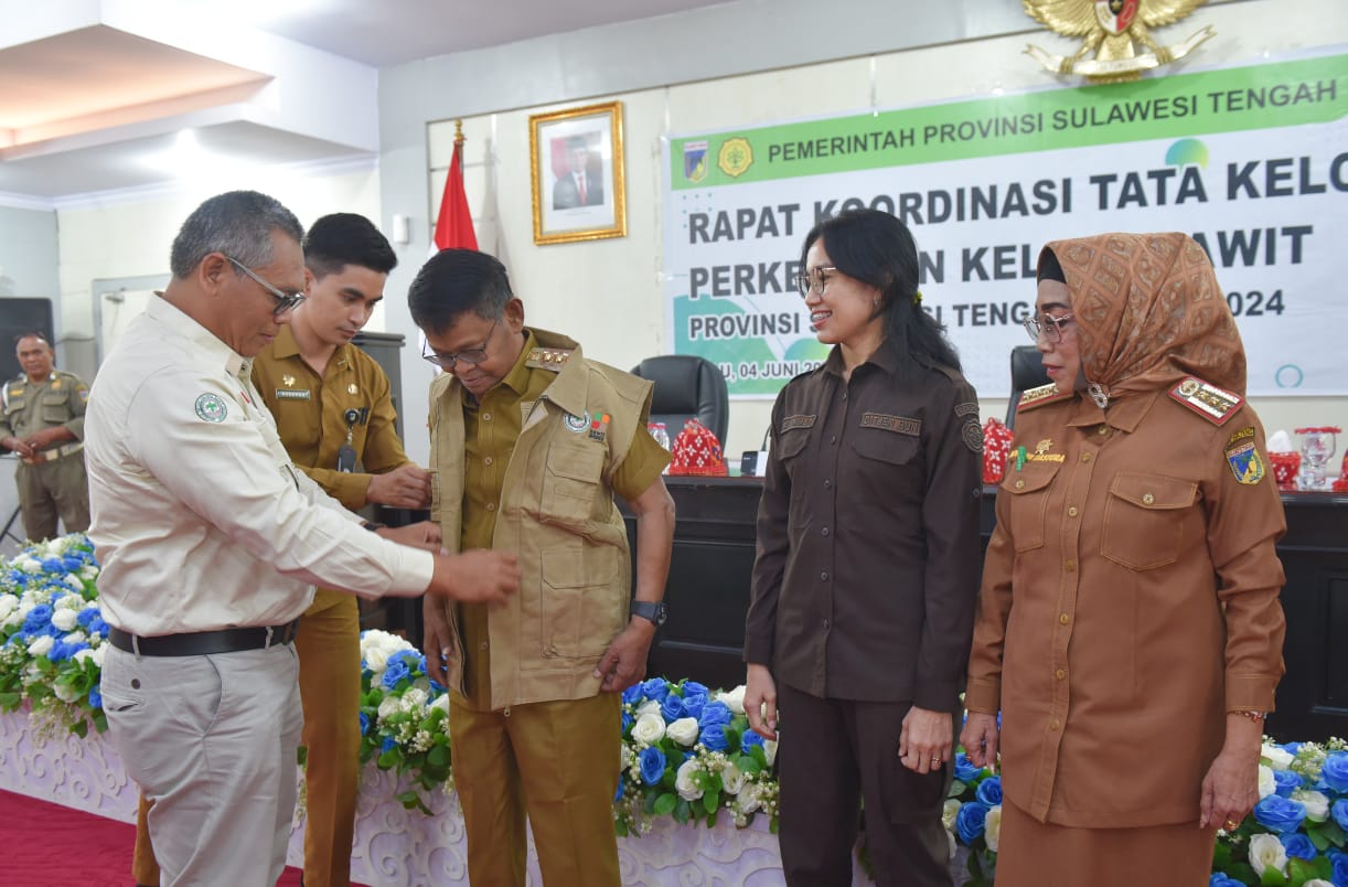 Pemprov Sulteng Gelar Rakor Tata Kelola Perkebunan Kepala Sawit