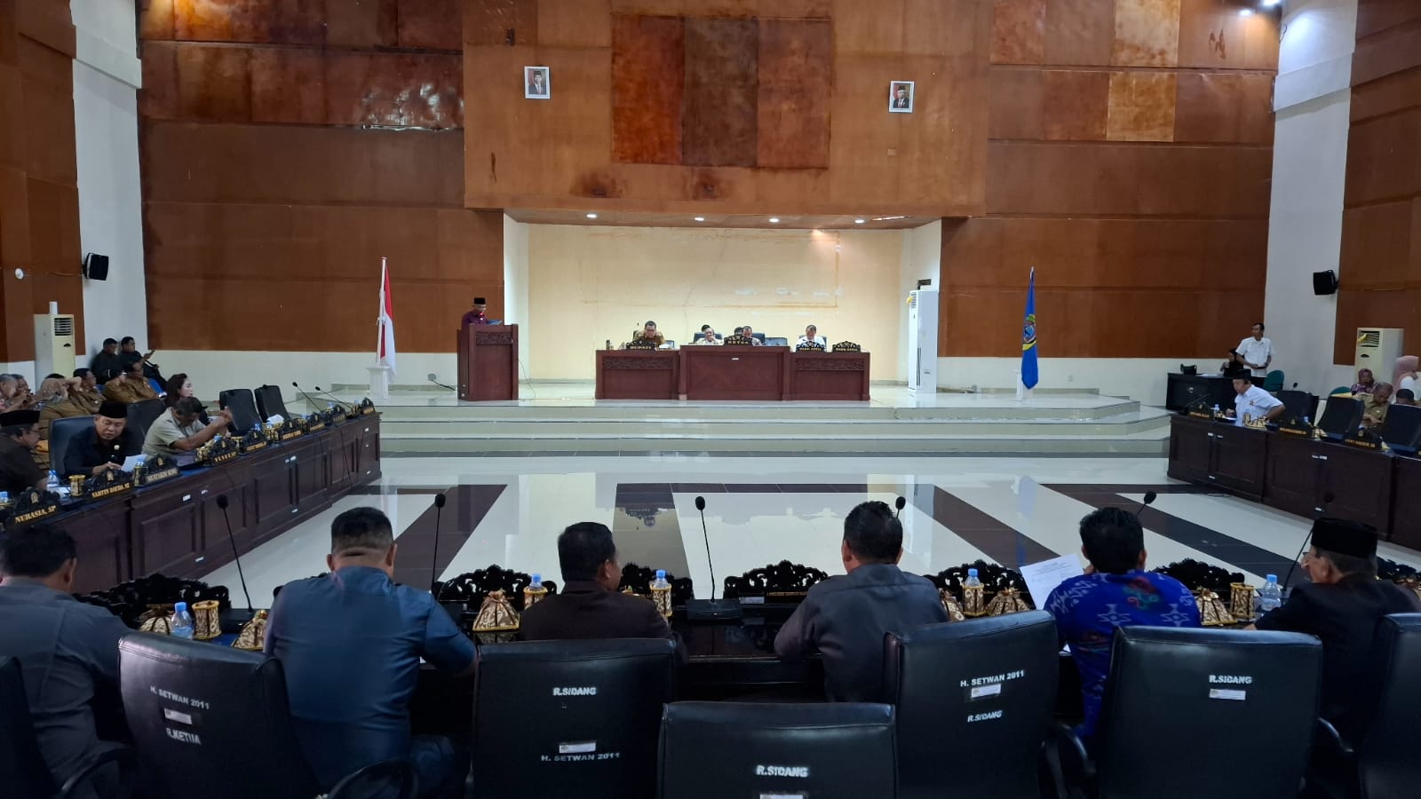 Tujuh Fraksi DPRD Parimo Setujui Empat Raperda Usulan Eksekutif
