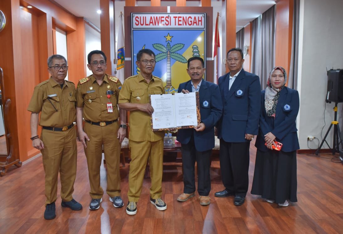 Tingkatkan SDM di Sulteng, Gubernur-Rektor Unismuh Palu Teken MoU