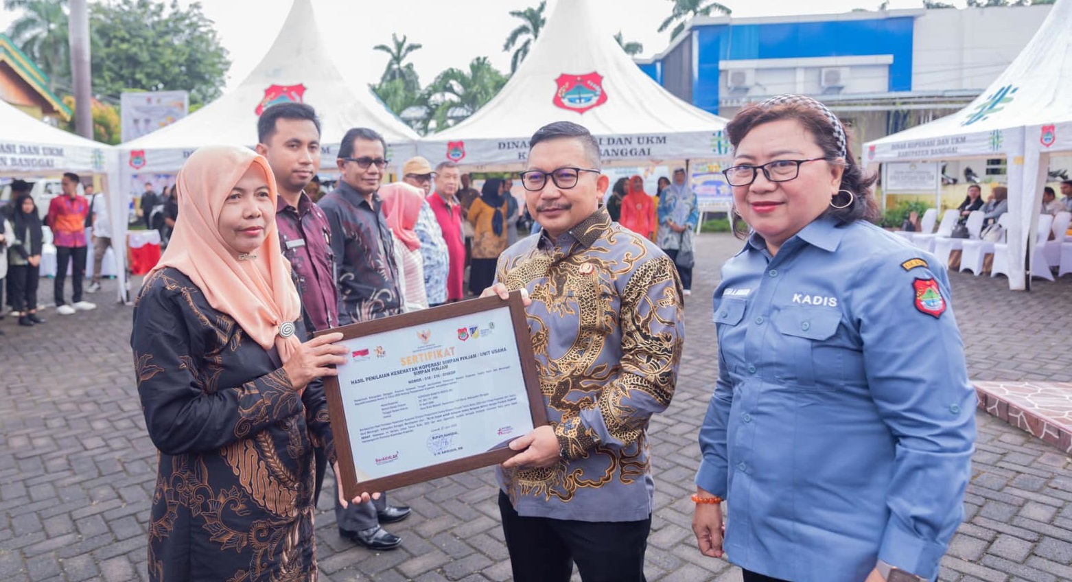 Peringatan Hari Koperasi ke-77 di Banggai, Pelaku UMKM Terima SHAT Gratis