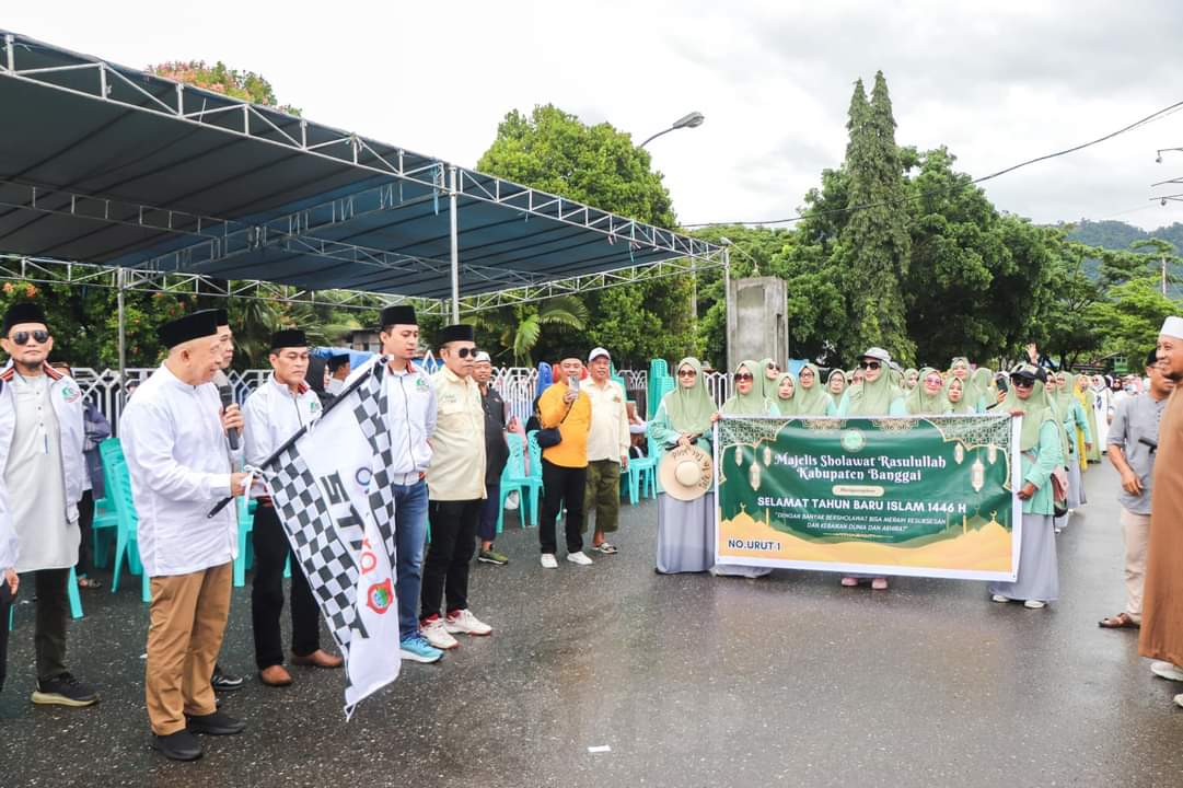 Wabup Banggai Melepas Pawai Ta’aruf, Peringatan Tahun Baru Islam 1446 H