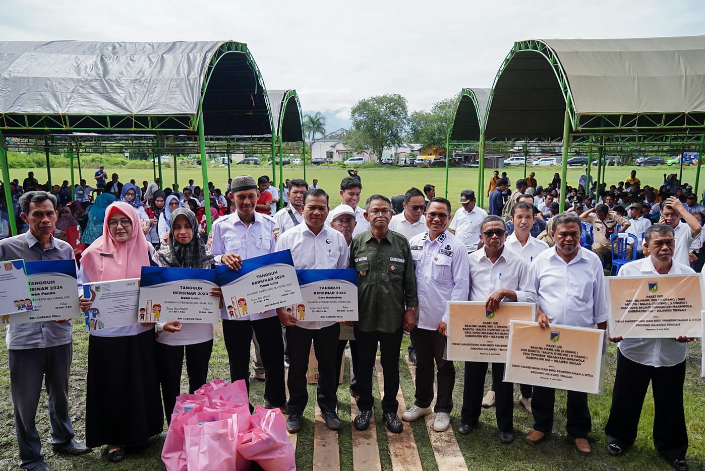 Gubernur Sulteng Serahkan Bantuan Tangguh Bersinar di 118 Desa Binaan