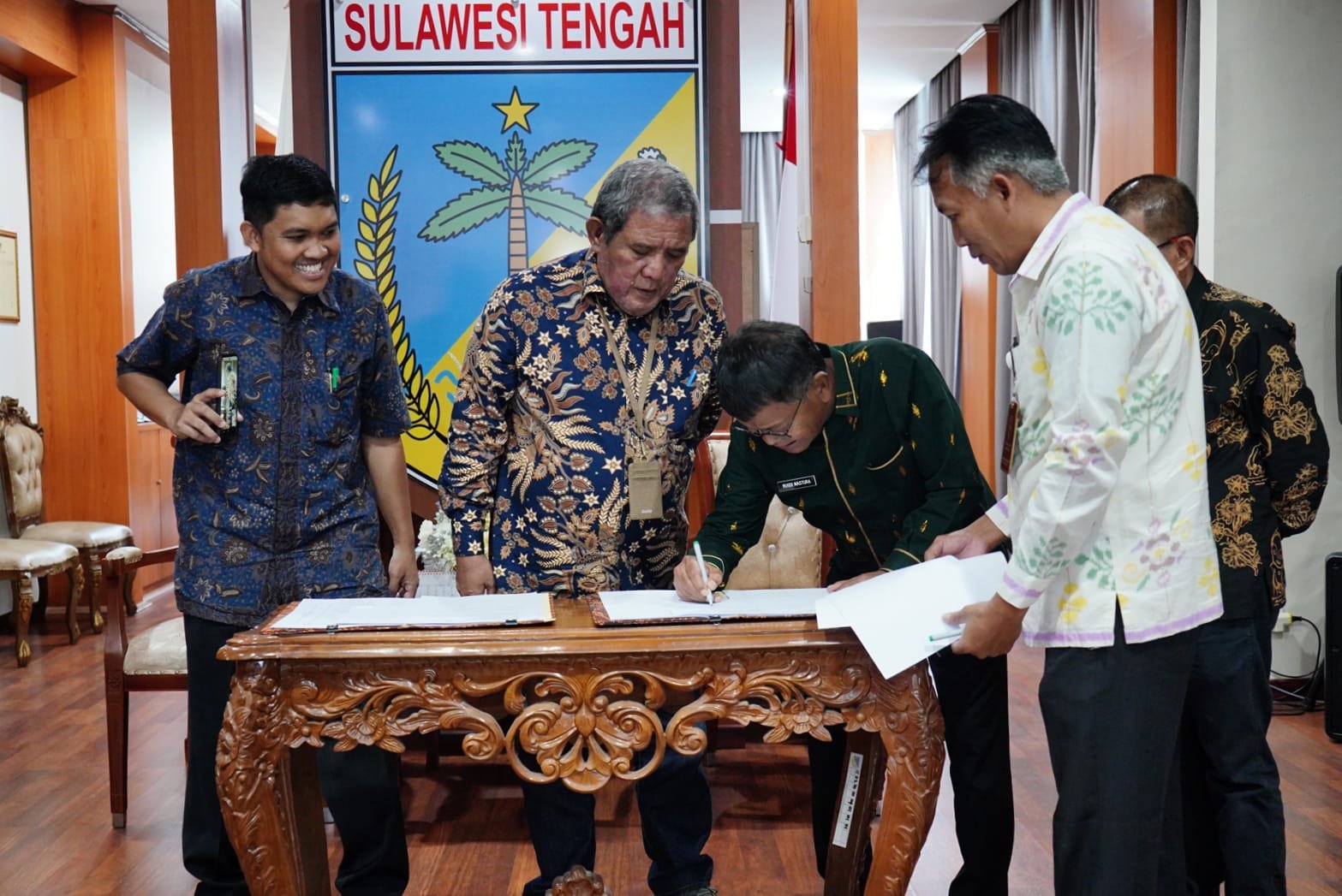 Gubernur Sulteng-BPSDMP Kominfo Manado Teken MoU Program DTS
