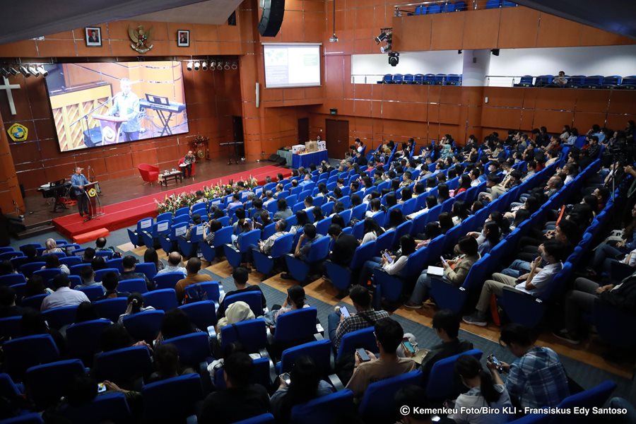 Wamenkeu I Sampaikan Kondisi Ekonomi Terkini dan Peran APBN di UKRIDA
