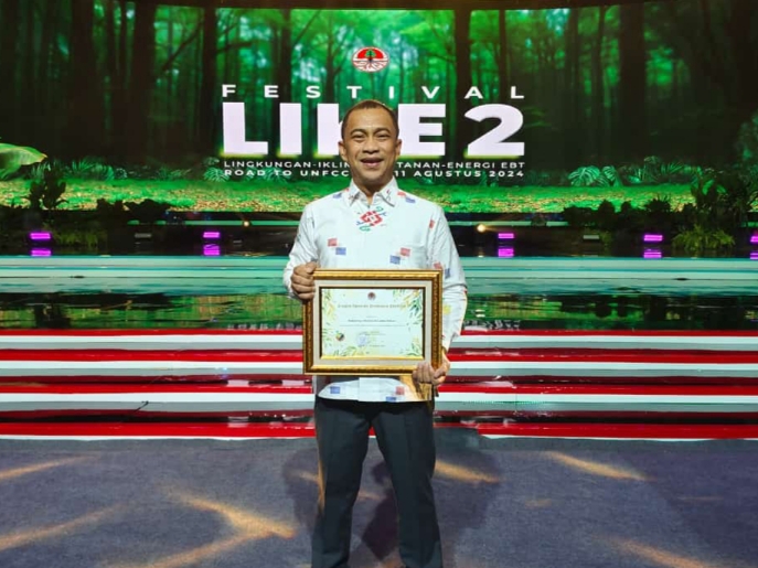 Pemprov Sulteng Terima Penghargaan Pembinaan ProKlim dari KLHK