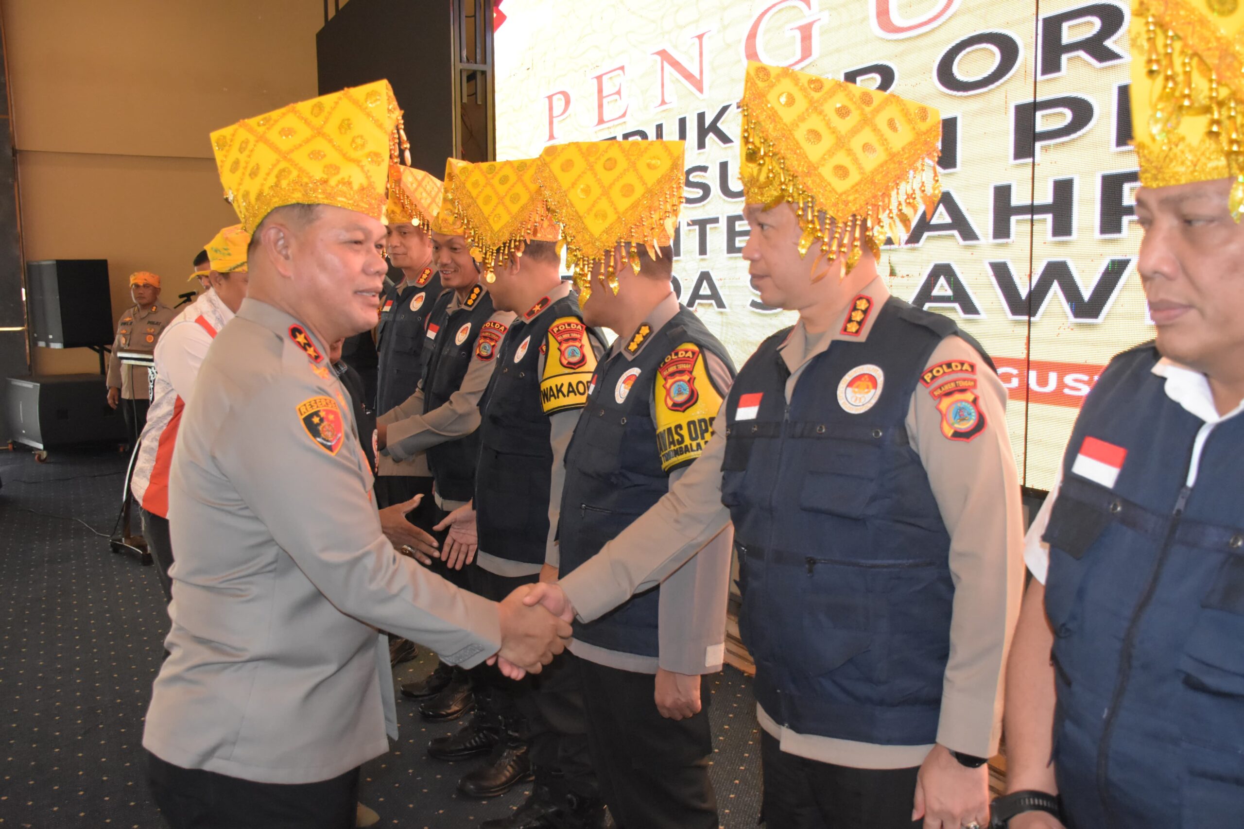 Kapolda Sulteng Kukuhkan Pengurus Komite Olahraga Polri