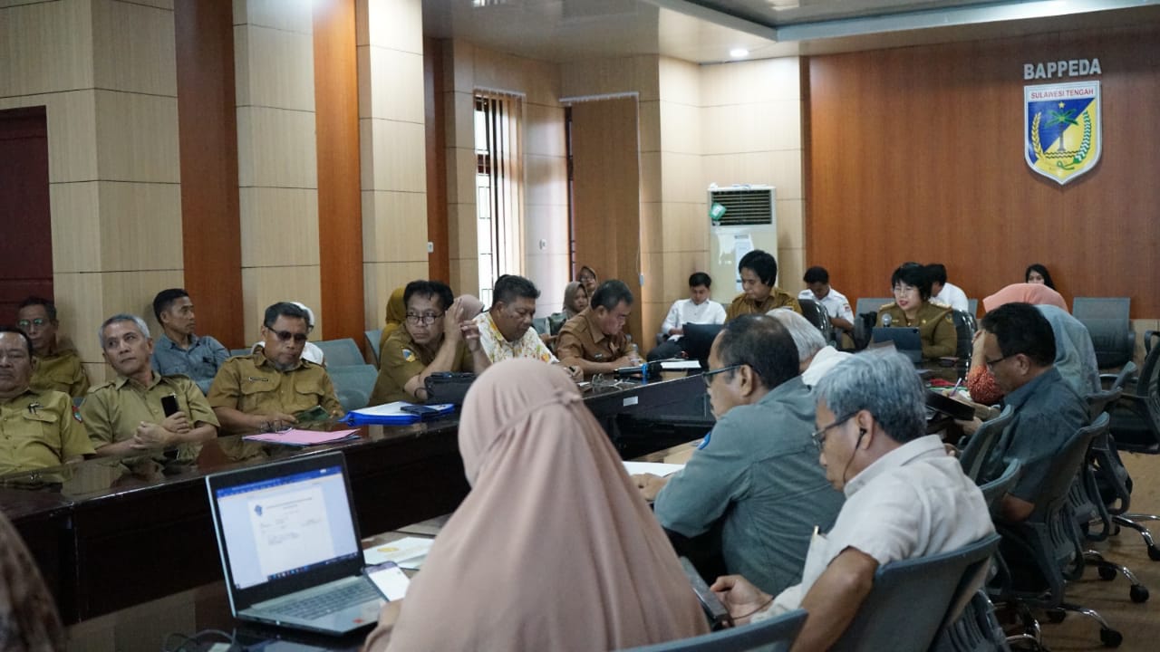 Bappeda Sulteng Evaluasi Raperda RPJPD Kabupaten Banggai