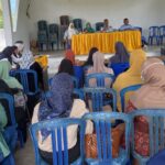 75 Orang Tua Siswa PAUD di Parimo Ikut Kelas Parenting PMT