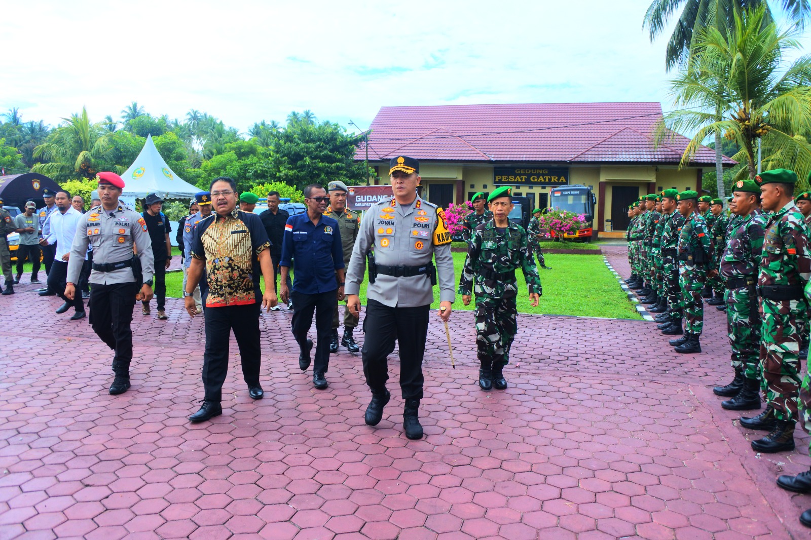 Apel Pasukan Pengamanan Pilkada 2024, Kapolres Parimo Tekankan Hal Ini