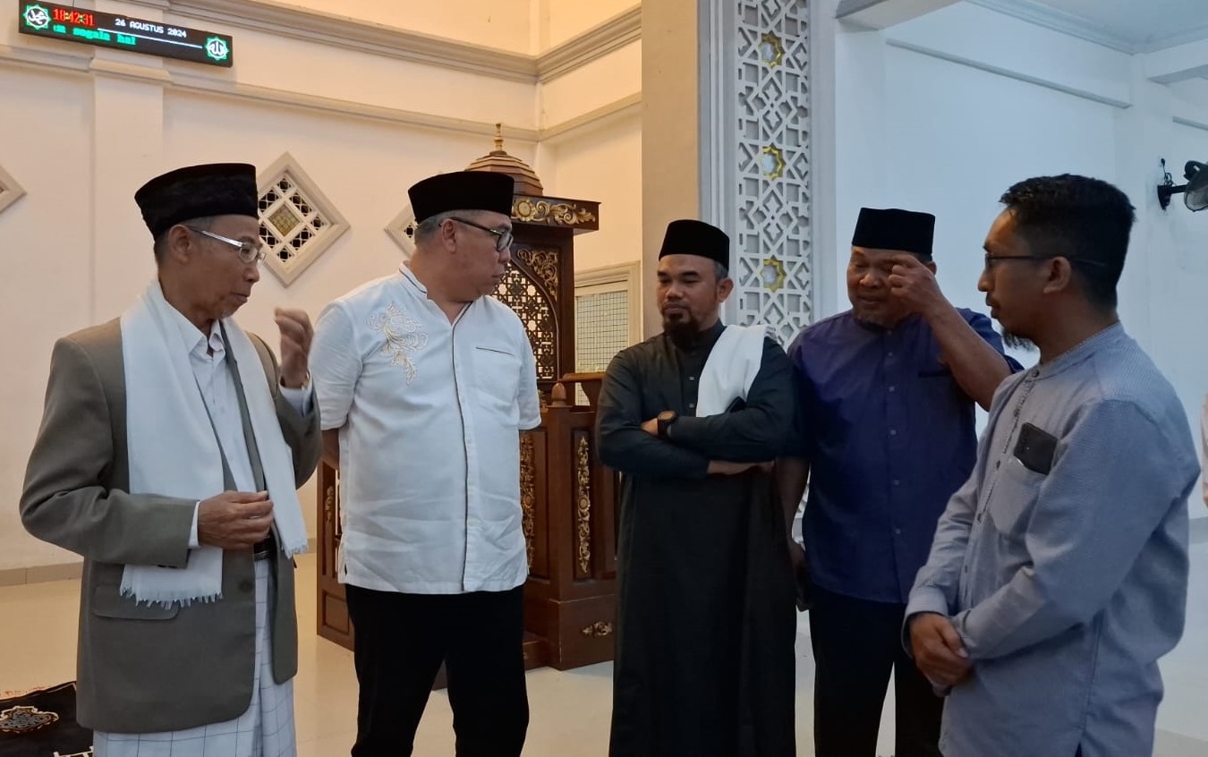 Ahmad Ali Wakafkan 14 Hektare Tanah untuk Ponpes Al-Istiqamah Ngatabaru