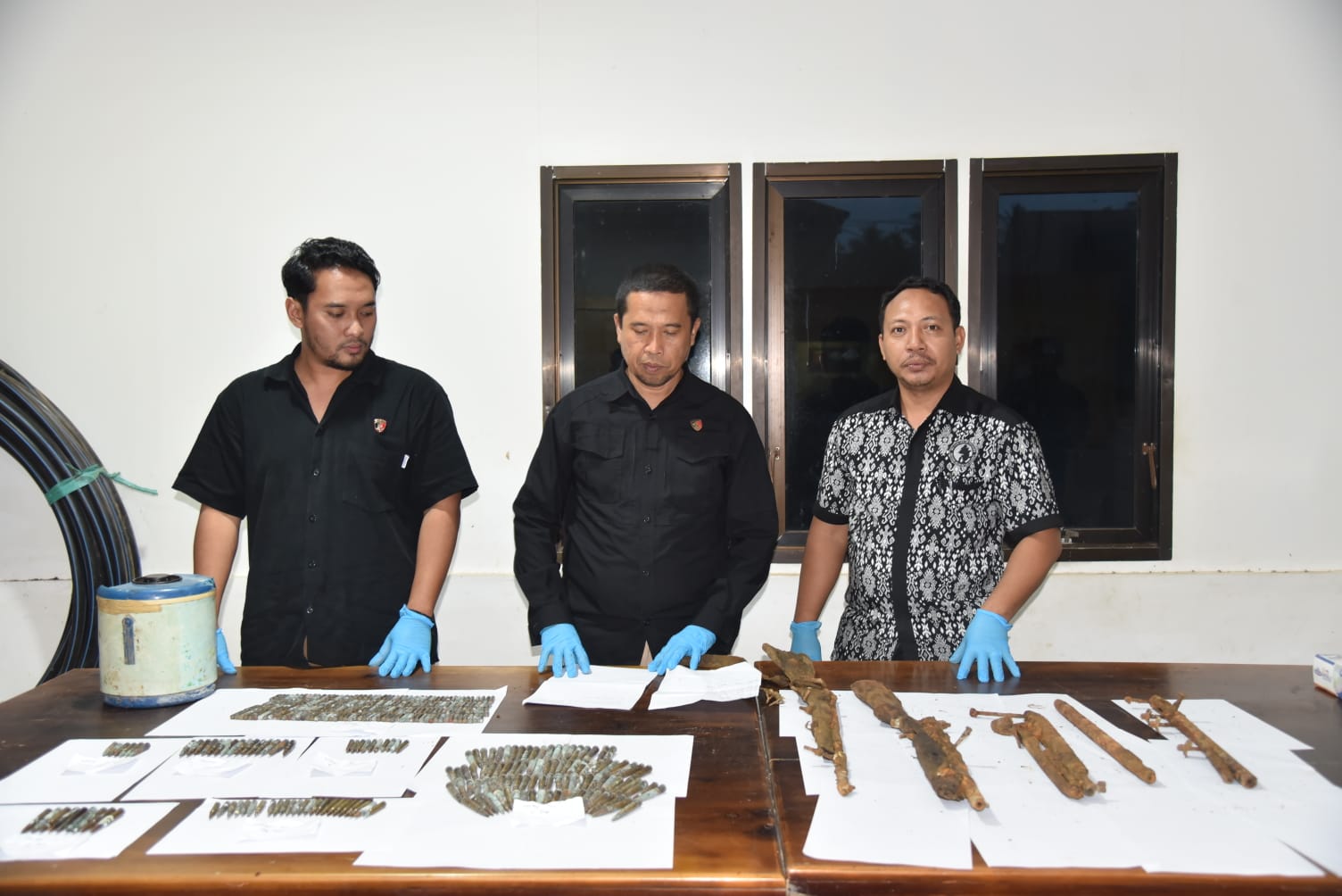 Polres Morut Amankan Tiga Pucuk Senpi Rakitan dan 300 Amunisi